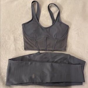 ALO YOGA corset top and leggings size S
